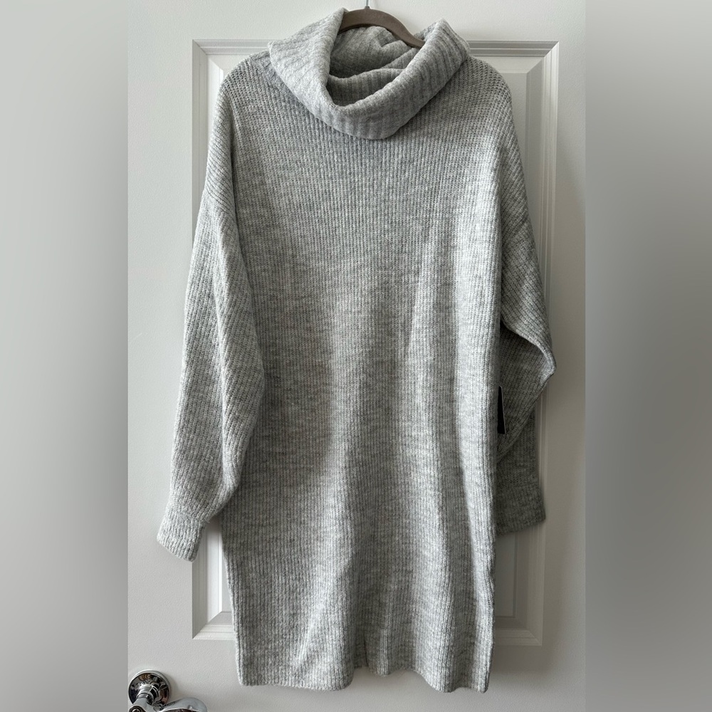 Express Gray Long Sleeve Sweater Dress